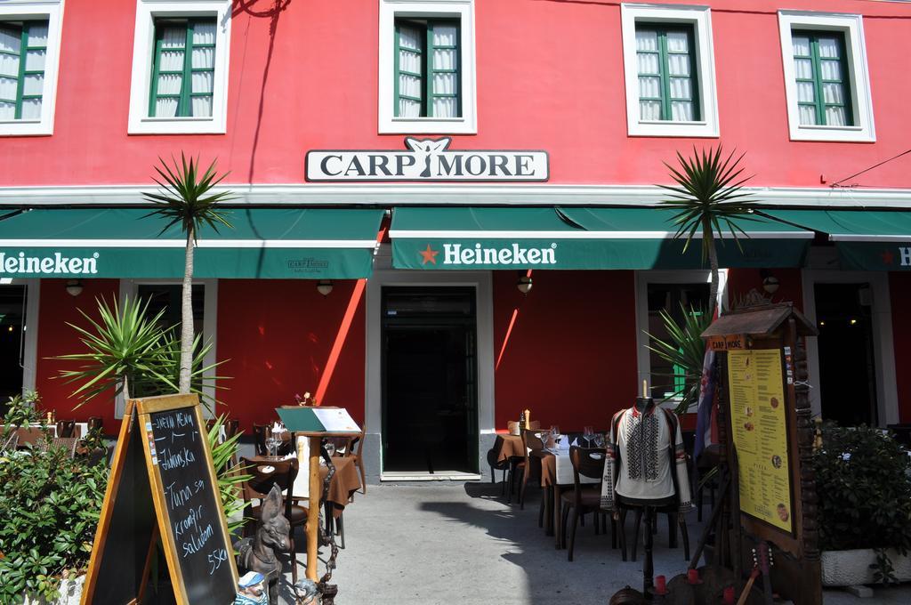 Hotel Carpymore Biograd Na Moru Esterno foto