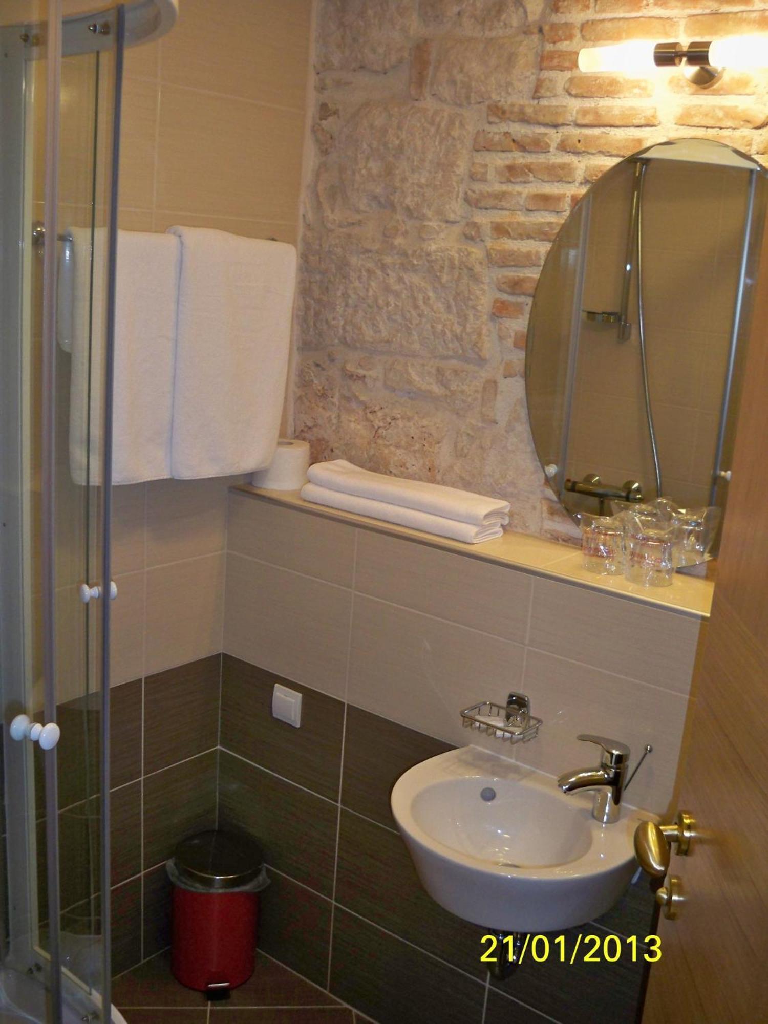 Hotel Carpymore Biograd Na Moru Esterno foto