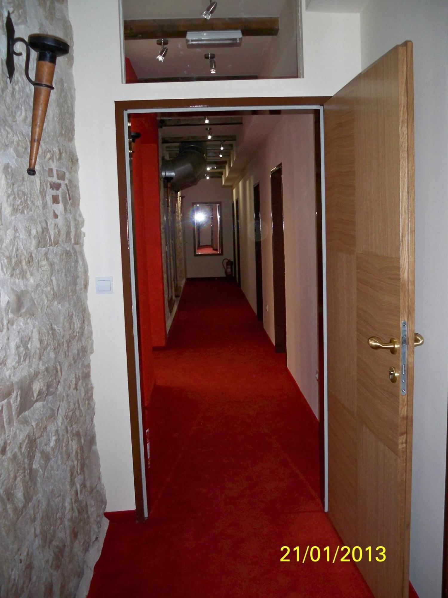 Hotel Carpymore Biograd Na Moru Esterno foto